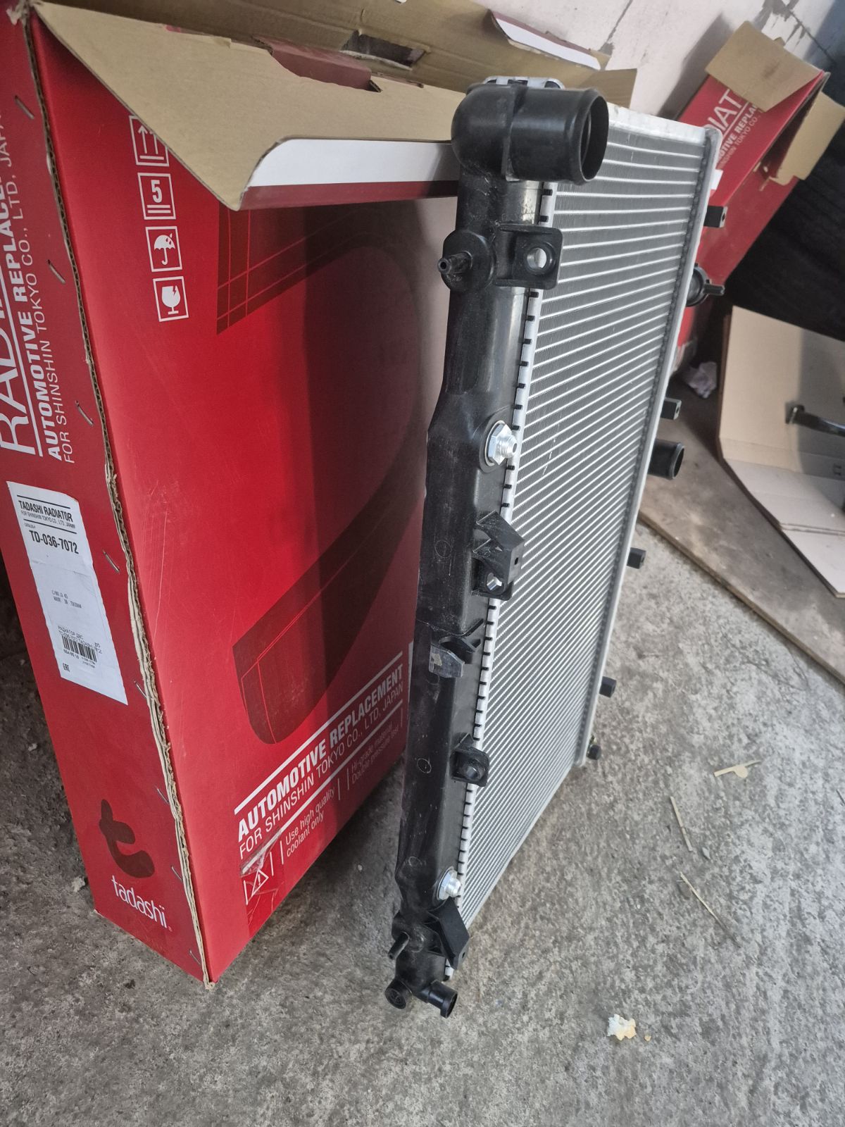 Радиатор ДВС TADASHI TD-036-7072, 45119SC020, 45119SC030 на Subaru Forester SH EJ255 Фото 3