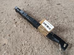 Крепление бампера на Honda Stepwgn RF3 Фото 2