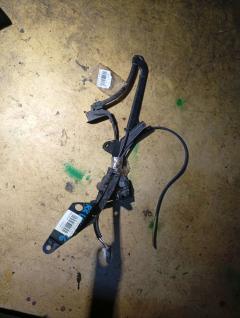 Датчик ABS 89545-30070 на Toyota Crown Majesta UZS186 3UZ-FE Фото 9