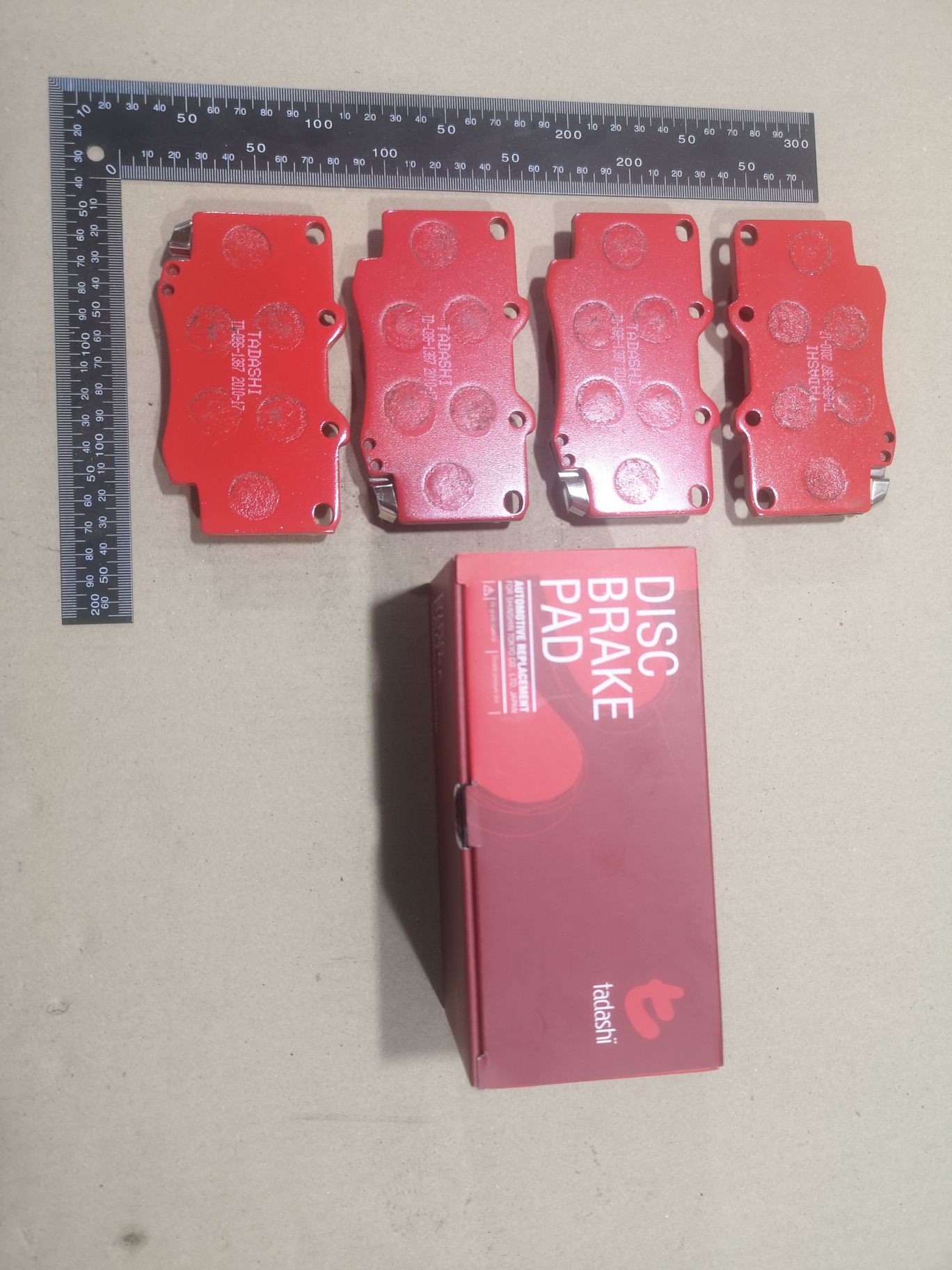 Тормозные колодки tds TD-086-1387, 04465-04010, 04465-35030, 04465-35031, 04465-35040, 04465-35080, 04465-35140, 04465-35190, 04465-35230, 04465-35240, 04465-35260, 04465-35280, 04465-60030, 04465-60130, 04465-60260, 04465YZZAF, 04465YZZBD, 04465YZZDH, 04465YZZDJ, 04491-35160, 04491-35170, 04491-35171, 04491-35180, 04491-35190, 04491-35240, 04491-35241, 04491-35260, 04491-60070, 04491-60080, 04491-60090, 2167901, 2167904, 2167907, 446504010, 446535030, 446535031, 446535040, 446535140, 446535190, 446535260, 446560030, 446560130, 446560260, 449135160, 449135170, 449135171, 449135180, 449135190, 449135240, 449135241, 449135260, 449160070, 449160080, 449160090, AFP410S, AN-458WK, AS-T375M, AY040-TY052, AY040TY017, D2160M, D2160M02, G2160M, J0446535040, J0449135160, J0466535040, MN-313M, NDP-273C, PF-1387, PN1387, SN292P, TD1387, V9118A059 на Toyota Hilux KZN130G Фото 1
