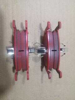 Тормозные колодки tds TD-086-7066, 000 249BSX, 000 249SX, 05P1620, 11000198, 1125 00, 112500, 12508, 13046072352, 182031, 192997, 2101TM7F, 2112500, 2209070, 24628Z, 2467001, 3010127, 322116EGT, 37674, 37674 OE, 402B0678, 4532488, 4592554, 4717737, 4780682, 4UP04215, 5103310, 51310, 5L842200AA, 5L842200AB, 5L8Z2200AA, 5U2J2C453HA, 5U2Z2V200G, 600000100610, 601296, 6117542, 6261620, 6L842200AA, 6L8Z2200B, 7961D1055, 8110 10598, 8229070, 8DB 355 030341, 8DB355014951, 9240, AC842683D, ADM542103, AN8230K, AN8230KE, B111246, BBP2328, BD5133, BL2683A1, BP1705, BP3587, BP43328, BP4578, BR1055, BS2848, C23016ABE, CKF61, CMX1055, D1055, D10557961, D3151, DB1996, DP1010100645, DP104B084, DP104B084P, EFTT2628ZMV, EFY52623Z, EFY52623ZA, ELT1055, FBP1863, FBP4151, FC 1094, FP1055, GBP112500, GDB1754, GK0206, GP03151, J3613023, JAPPP310AF, KBP4568, KD6514, KUR5808, LP2158, M07540, MDB2627, MKD1055, MRP2310, MX1055, N3613025, NP5076, P1025300, P24085, PBP076, PCP1512, PF 4053, PF5808, PGD1055C, PN5808, PP310AF, PRP1569, QF61000, RB2031, RD1710002, RNZ093, SP1498, ST6L8Z2200B, T1913, TG1752, W1757BP, ZZC02623Z на Ford Escape M7 T23EDEF Фото 2