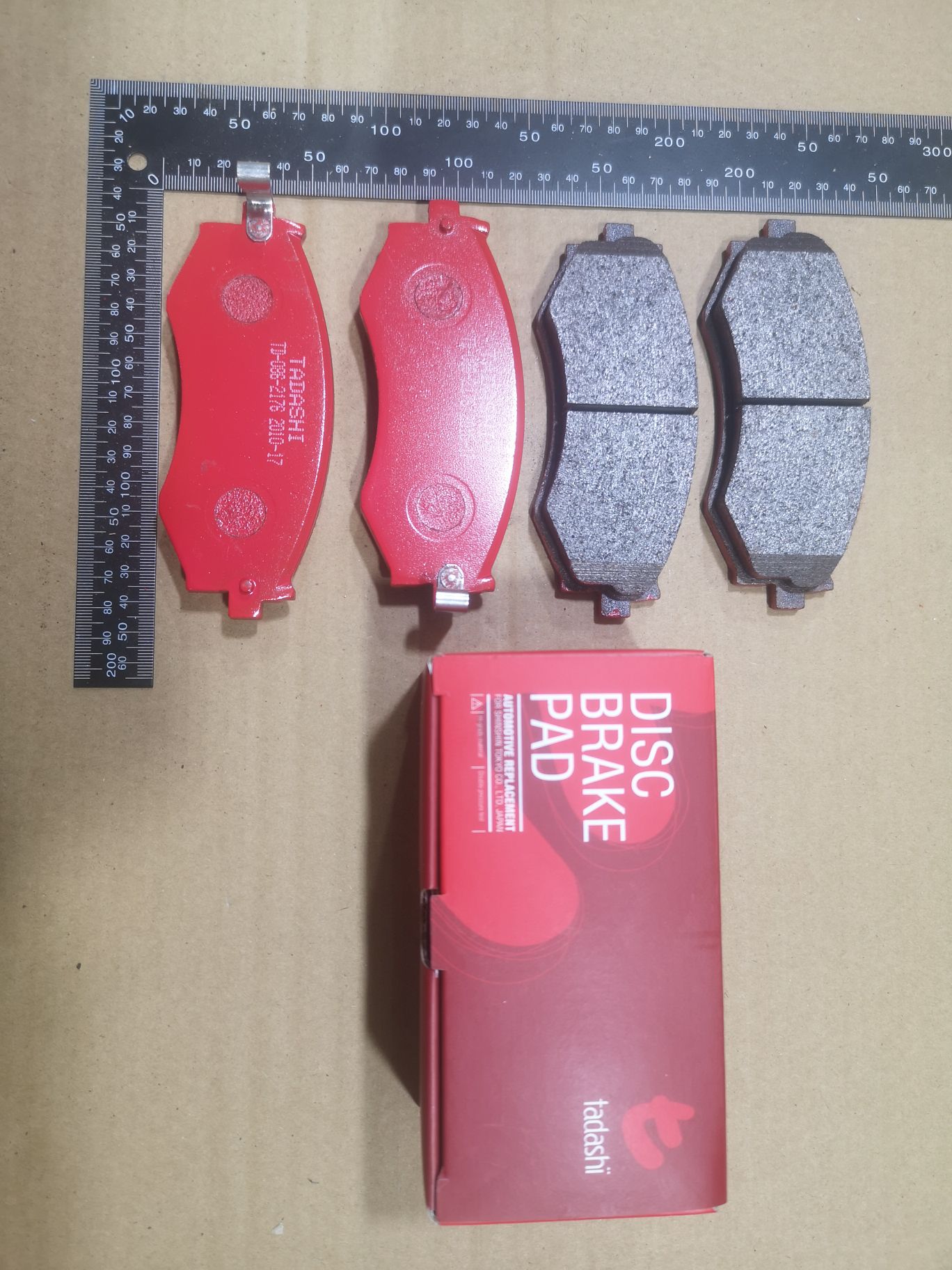 Тормозные колодки tds TD-086-2176, 0 986 424 489, 0 986 461 121, 0 986 461 139, 0 986 495 076, 0 986 505 224, 0 986 AB2 215, 0 986 AB4 132, 0 986 TB2 648, 011642120796, 0201P11F, 02400170, 025 215 2617, 0287 00, 028700, 0350 04, 035004, 05P1690, 05P352, 05P563, 0986494571, 0986AB2030, 10 BPF 00093 000, 1016HP0002, 1050492, 10523, 111225, 1170603, 120439, 120572, 13046059332, 1501222240, 1511354, 1511427, 179788, 179829, 17BP9041SJ, 180985, 180985049, 180985396, 180986, 180986396, 191763, 1971, 1V2F3328Z, 1Y1D3328ZE, 21526, 2152601, 2152603, 2152617005, 2201901, 222240, 228700, 235004, 2400170, 24875Z, 26392, 28700, 298000SX, 31708, 321CS, 32695, 35004, 361 004BSX, 361 004SX, 363700200392, 363702160506, 363702160905, 36685, 402B0048, 402B0508, 41060-0E590, 41060-15U90, 41060-32R90, 41060-32R91, 41060-32R93, 41060-3J190, 41060-3J191, 41060-64J93, 41060-65E90, 41060-65E91, 41060-65E92, 41060-6J090, 41060-6T090, 41060-71E90, 41060-71E92, 41060-78E90, 41060-78E91, 41060-78J90, 41060-78J91, 41060-78N90, 41060-78N91, 41060-84L90, 41060-84L91, 41060-G8190, 41060-G8191, 41060-G8192, 41060-G8193, 410600E590, 4106032R90, 4106032R91, 4106032R93, 4106032R94, 410603J190, 410603J191, 4106041F91, 4106044F91, 4106044F92, 410604Z090, 4106065E90, 4106065E91, 410606J091, 4106071E90, 4106071E92, 4106076L91, 4106078E90, 4106078E91, 4106078J90, 4106080N90, 4106084L90, 410608M190, 41060G8190, 41060G8191, 41060G8192, 41060G8193, 41060ZG025, 5001142, 5001144, 50142, 50144, 5050, 5051, 5502222240, 5610432, 572339B, 572339J, 572343B, 572343J, 572614J, 600000097130, 601707, 6107659, 6110089, 6260563, 6260640, 6261690, 6382114, 7384, 7384S, 8110 14032, 8110 14996, 8221901, 8DB 355 024071, 8DB 355 029301, 8DB355006421, 9705, 9723, A262K, AB0496, AC0581690D, AC058563D, AC662781D, ADB0286, ADB3286, ADB3286HD, ADN142110, ADN14272, AF1092, AF1105, AFP135S, AFP230S, AKD1105, AN-262WK, AN262WKX, AN278WK, AN278WKE, AN278WKX, AN352WK, AS-N228M, AS278, ASN197, AV710, AW1810296, AY040-NS011, AY040-NS031, AY040-NS046, AY040-NS047, AY040-NS052, AY040-NS075, AY040-NS804, AY040-NS830, AY040-NS839, AY040-NS913, AY040-NS914, AY040-NS915, AY040-NS916, AY040NS011, AY040NS031, AY040NS046, AY040NS047, AY040NS052, AY040NS075, AY040NS804, AY040NS830, AY040NS839, AY040NS913, AY040NS914, AY040NS915, AY040NS916, B1007, B110310, B110557, B1N020, BB0136, BB0578, BBP1173, BBP1240, BC600, BD5708, BL1336A2, BL1382A2, BP000645, BP010645, BP1201, BP22176, BP2439, BP2572, BP6604, BP682, BPA035004, BPF058, BPN8, BPNI1919, BS1767, BSG40200028, C11042, C11042ABE, C11042JC, C11055ABE, CD1092S, CD1105M, CD1105MSTD, CD1105MTYPED, CD1154, CD1154STD, CD1154TYPED, CF2176, CH003482, CKN38, CKN85, CMX485, D1002M01, D1060-6J091, D1060-G8190, D10606J091, D106M-65E91, D106M-65E92, D106M-G8190, D106M80N90, D106MS2525, D1092, D1092M, D1092M-02, D1092M01, D1092MH, D1105M, D1105M02, D1105MH, D487E, DB1165, DFP1008, DG1110NF, DP 30 003, DP1010100595, DP1010100794, DP5040, DP5044, E100366, E400366, E500366, EC1137, ELT485, F 03B 150 233, FB211220, FB211225, FD6358A, FD6358N, FDB600, FDB692, FDS600, FP0462, FSL600, GDB1008, GDB1016, GDB765, GK0753, GP01092, H360I09, HDP146C, HP0003, HP8320, HP9026, HQD106M80N90, IE180986, J PA591AF, J3601042, J3601052, JBP0004, KBP6527, KD1540, KD1716, KD1765, KD1769, LP1228, LP606, LP645, LVXL435, M2621633, MD033M, MD099M, MD1092MS, MD1105MS, MD1110MS, MDB2351, MFP2142, MFP2144, MKD485, MN-164M, MPN06, MS2176, MX485, N00945, N281074Y, NDP-146C, NKN1002, NMN164M, NP2021, P 30 002, P176, P176A, P250304, P30002N, P387300, PA142AF, PA144AF, PA747, PA789, PAD666, PBP600, PBP600KOR, PD453, PF-2176, PF176A, PF2176, PGD462M, PK2154, PN2176, Q0930112, Q0930615, QF52400, RA05050, RB0986, RN213M, S550P, SBP1737, SBP600, SDSSMAZSUP, SKEPH02, SN560P, SN566P, SP1137, SS560S, ST 410600E590, ST5810128A00, ST5810138A70, T0392, TABP2122, TD2176, TG2807, TH146C, TN213M, V370122, V9118N009, V9118N041, WBP21526A, WD1092S, WS218001, Y02510, ZX462 на Nissan Bluebird QU14 Фото 1