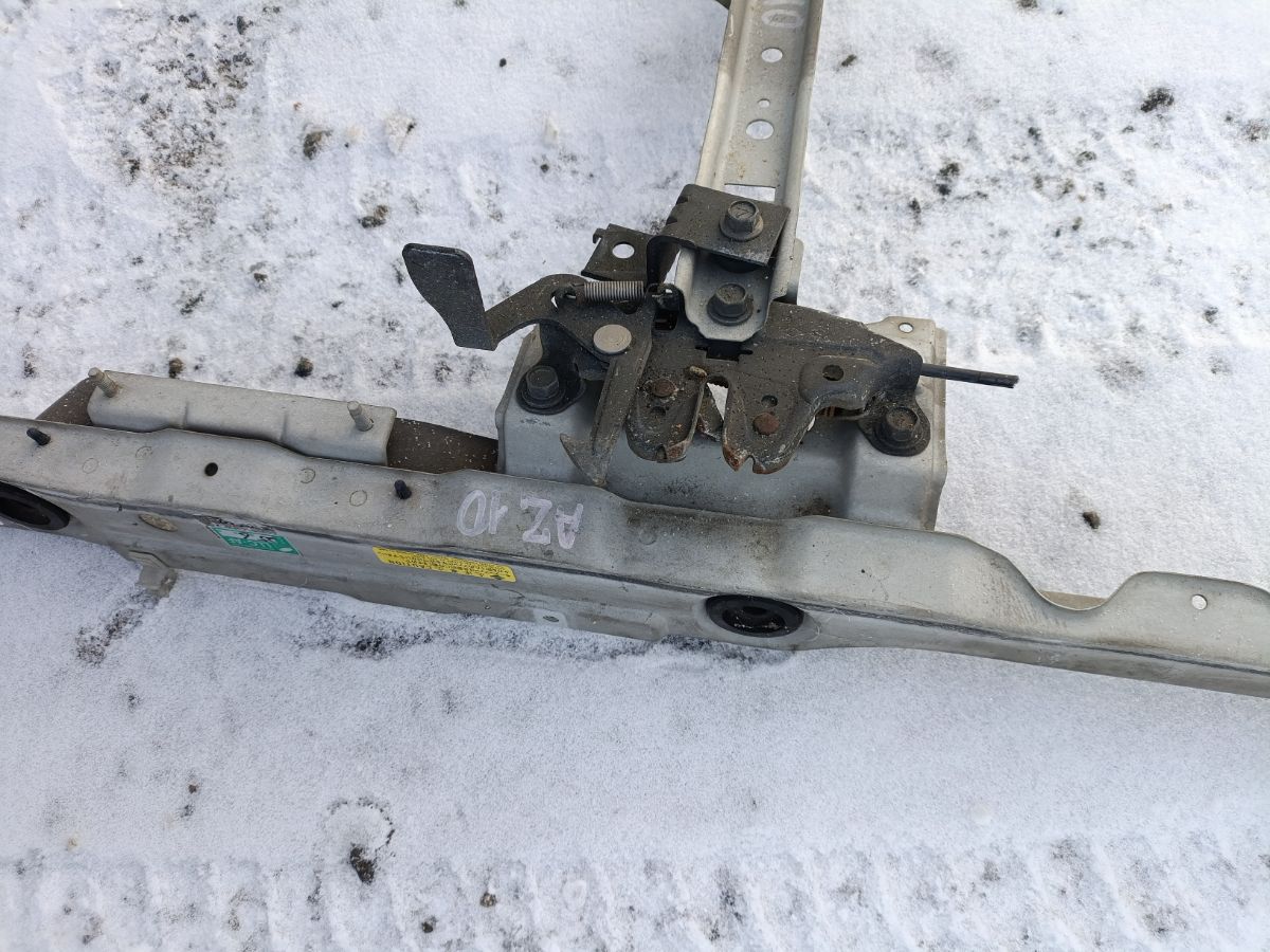 Планка телевизора на Nissan Cube AZ10 CGA3DE Фото 7