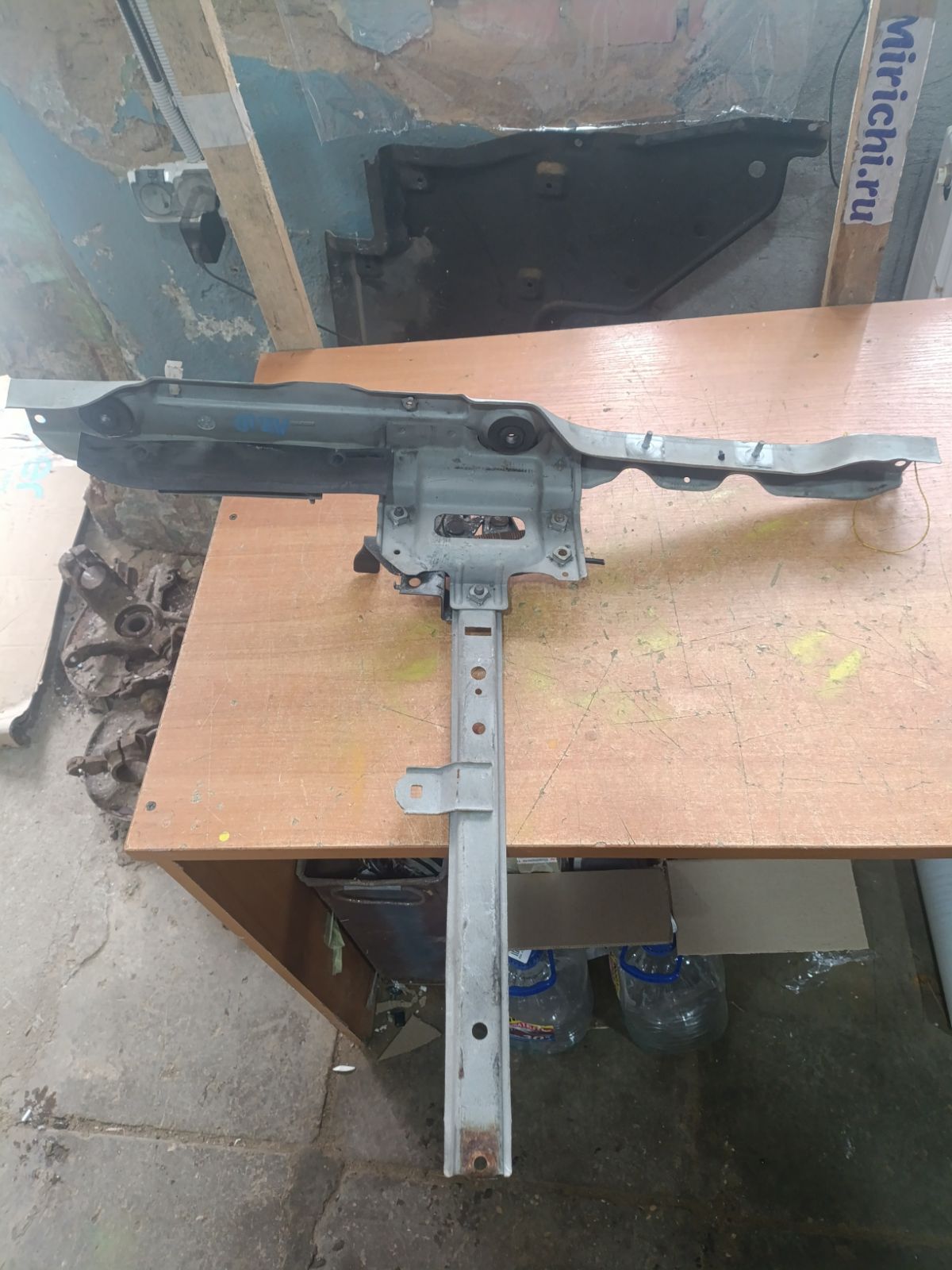 Планка телевизора на Nissan Cube AZ10 CGA3DE Фото 10