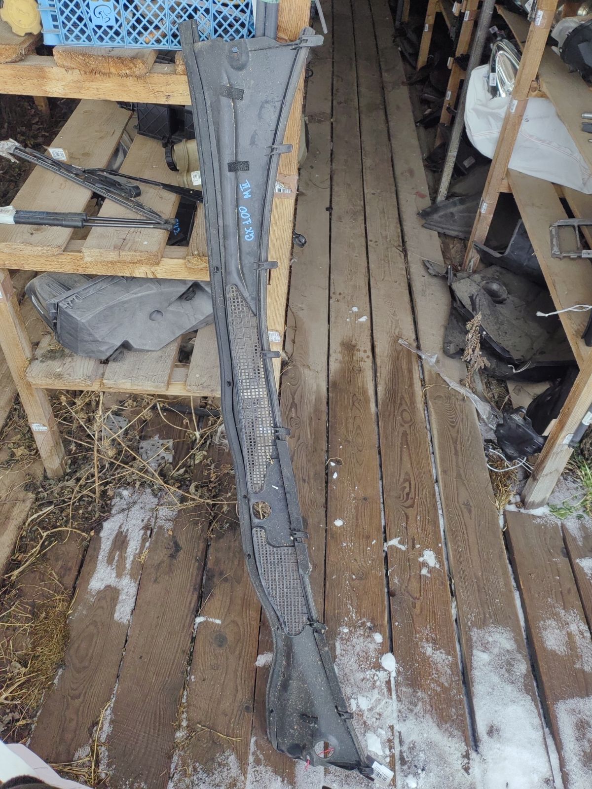 Решетка под лобовое стекло 55781-22230 на Toyota Mark Ii GX100 Фото 4