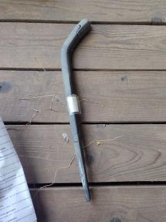 Держатель дворника 85241-52120 на Toyota Vitz SCP90 Фото 3