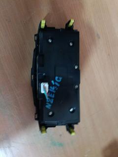 Блок управления климатконтроля на Toyota Corolla Fielder NZE141G 1NZ-FE Фото 10