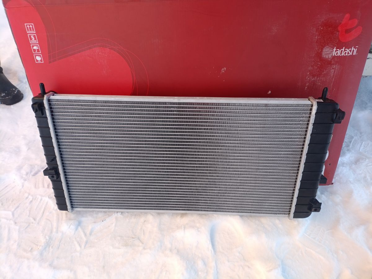 Радиатор ДВС TADASHI 22731217, 15196385, 15795494, 15821838, 22713544, 22717621, 52475135, 52482167, CU2608, RA10061, RA2608C, TD-036-7323 на Chevrolet Cobalt Фото 3