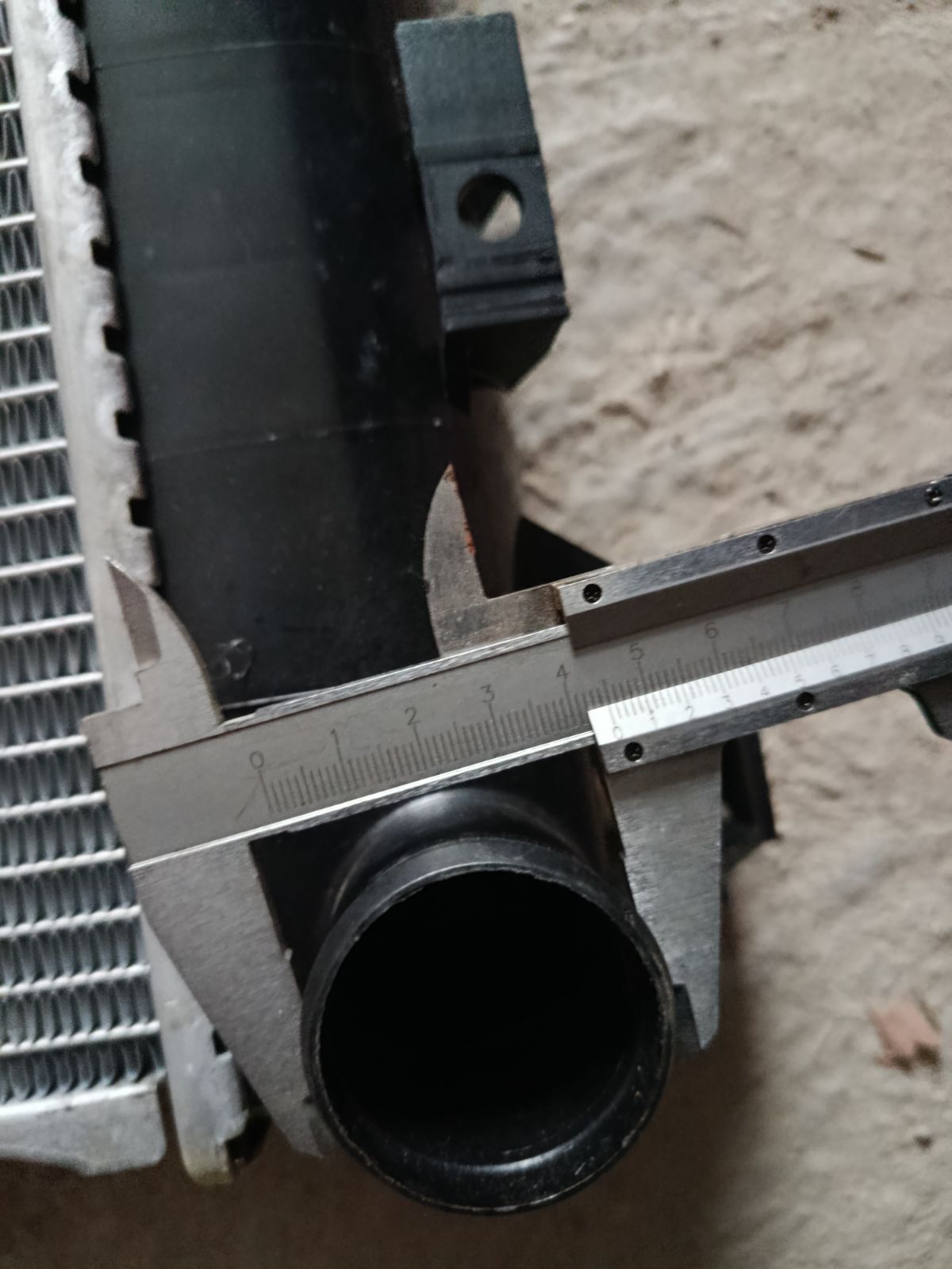 Радиатор ДВС TADASHI TD-036-7282, 105600, 3132-1002, 52006479, 52030191, 52030191AC, 56024, CU1553, WG1722984 на Dodge Ram 5.9 Фото 6