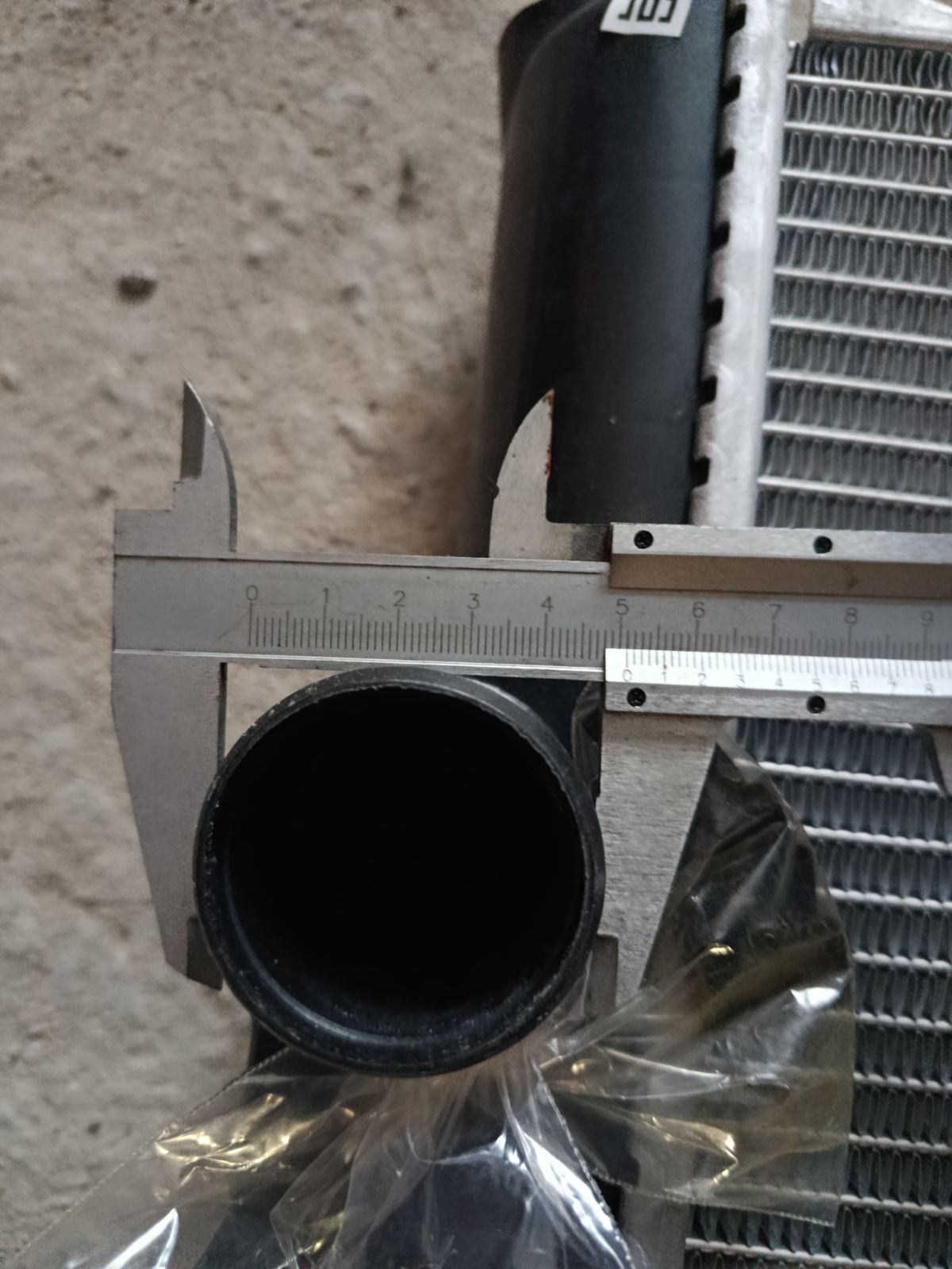 Радиатор ДВС TADASHI TD-036-7282, 105600, 3132-1002, 52006479, 52030191, 52030191AC, 56024, CU1553, WG1722984 на Dodge Ram 5.9 Фото 7