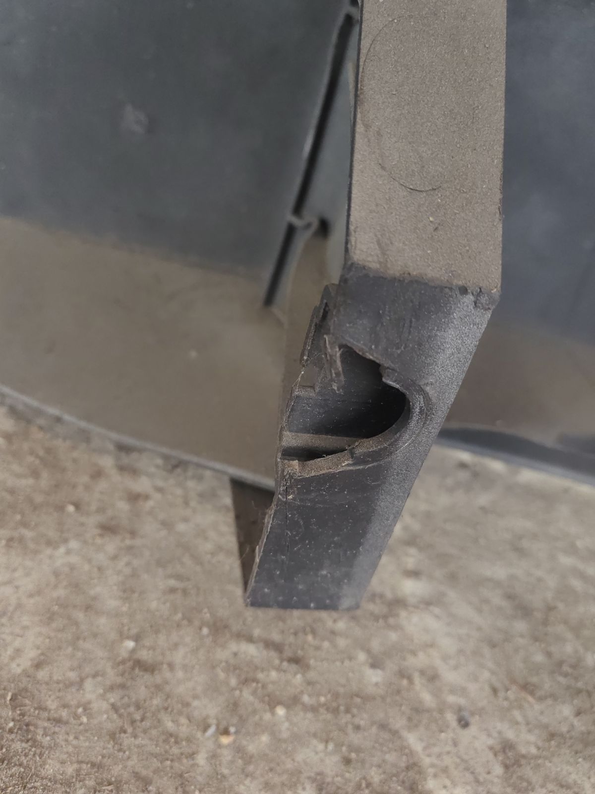 Бампер на Mazda Demio DW3W Фото 16