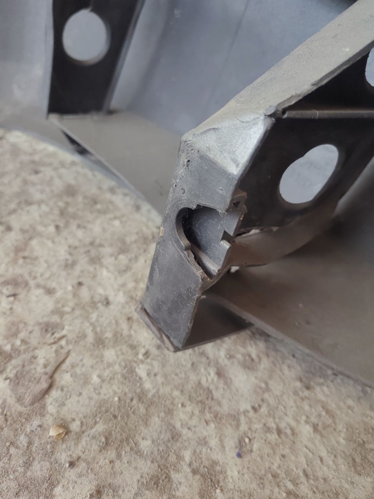 Бампер на Mazda Demio DW3W Фото 17