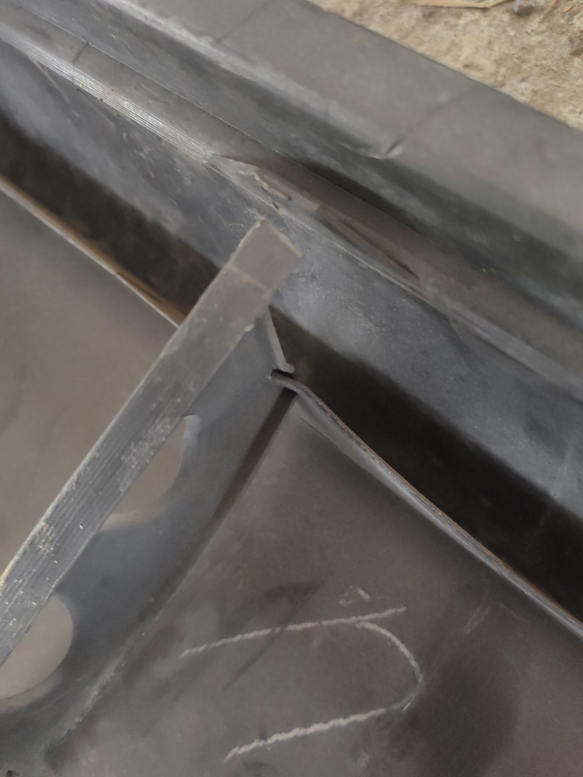 Бампер на Mazda Demio DW3W Фото 21