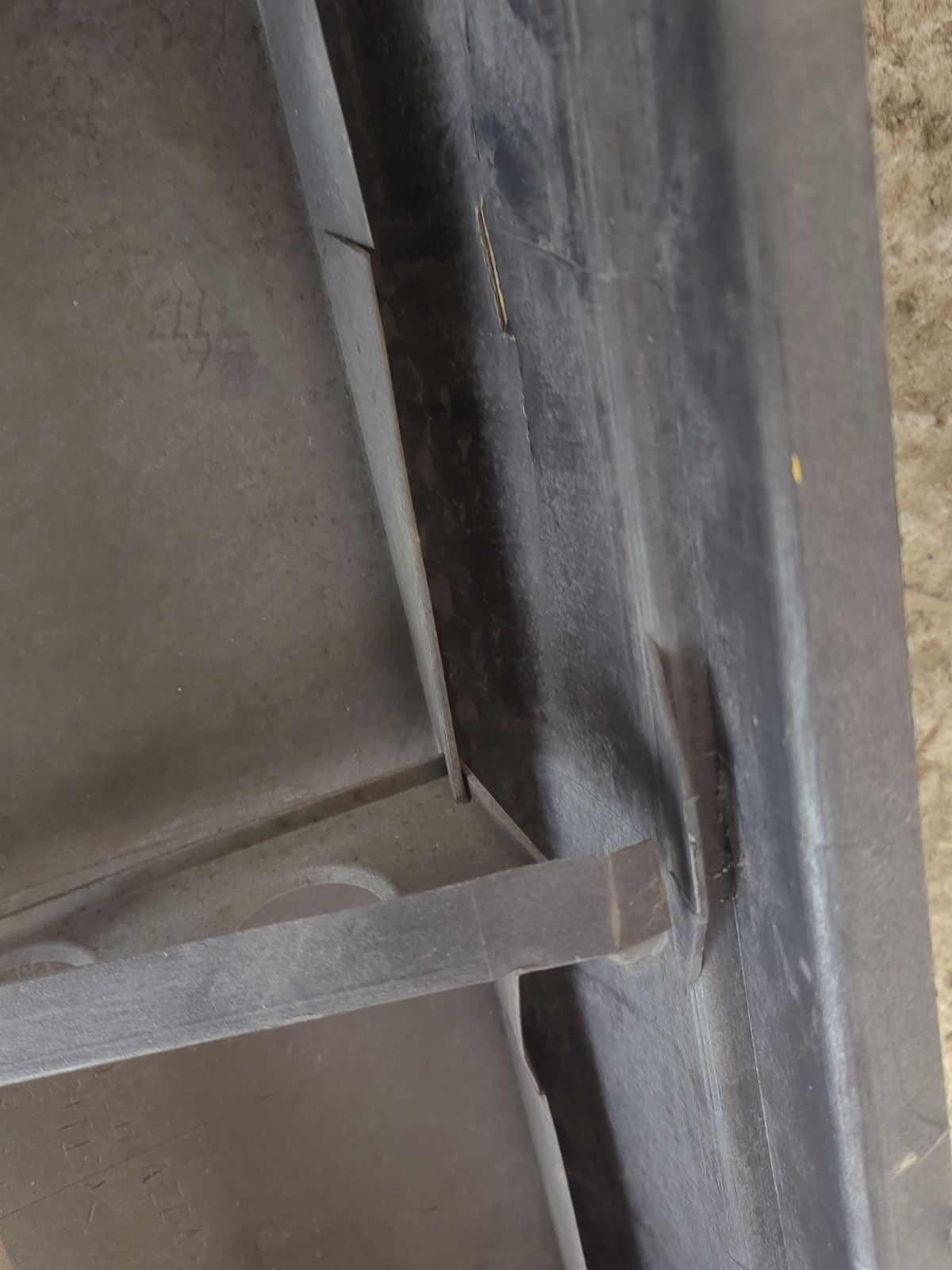 Бампер на Mazda Demio DW3W Фото 23