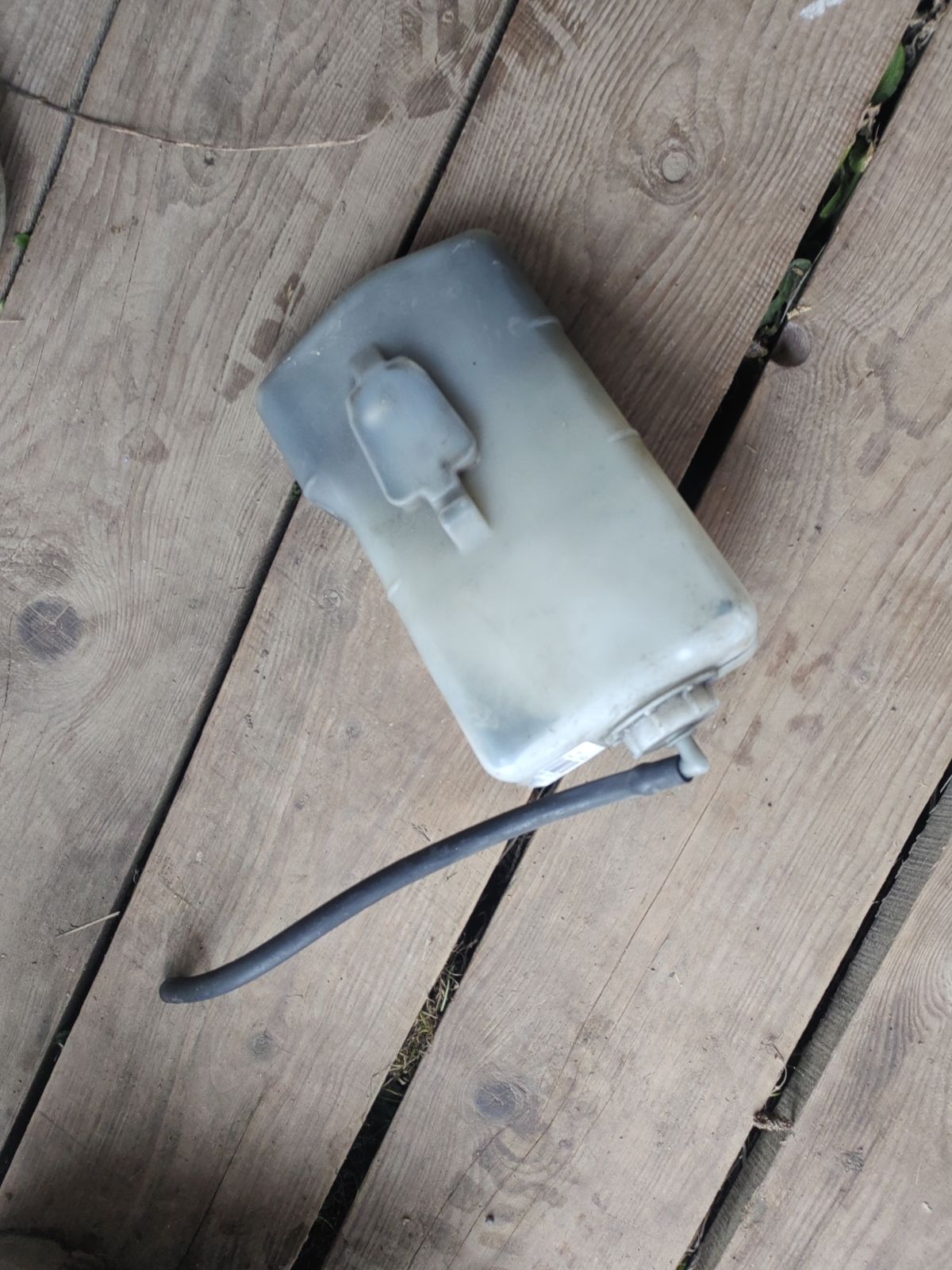 Бачок расширительный 19101-P3G-000 на Honda Stepwgn RF1 B20B Фото 4