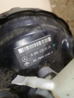 Главный тормозной цилиндр A0054305030 на Mercedes-Benz C-Class W203 Фото 5
