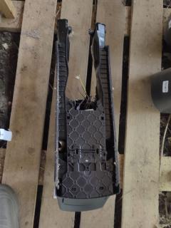 Бардачок A2116800250 на Mercedes-Benz E-Class W211 Фото 14