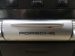Консоль магнитофона на Porsche Cayenne Фото 4