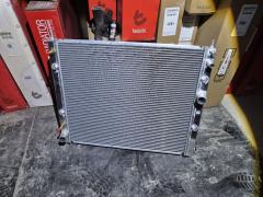 Радиатор ДВС TADASHI TD-036-8026, 10-26962-SX, 15932852, 15932855, 25789912, 25957496, 319093J, 319094J, 319205T, 606152, AT13055, CU13108, TD-036-13055-26, TD-036-7021 на Cadillac Cts LF1 Фото 6