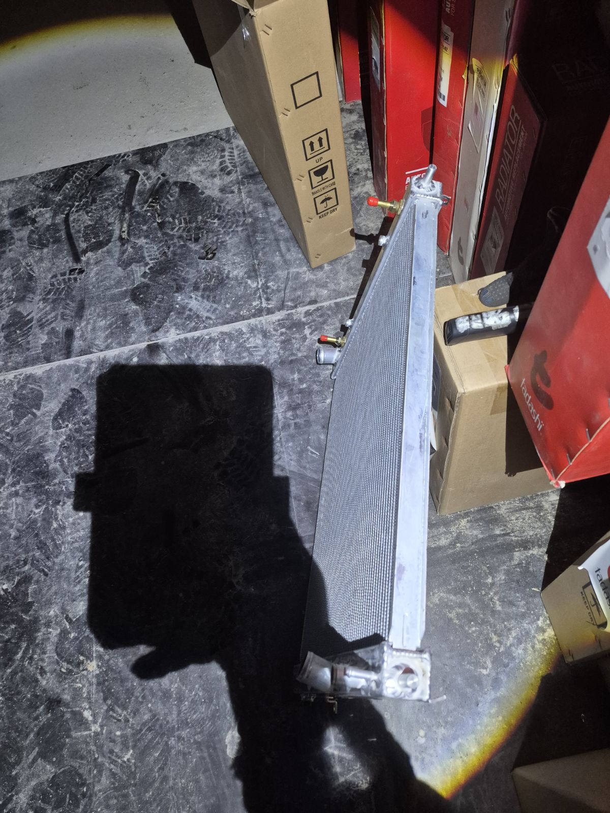 Радиатор ДВС TADASHI TD-036-8026, 10-26962-SX, 15932852, 15932855, 25789912, 25957496, 319093J, 319094J, 319205T, 606152, AT13055, CU13108, TD-036-13055-26, TD-036-7021 на Cadillac Cts LF1 Фото 3