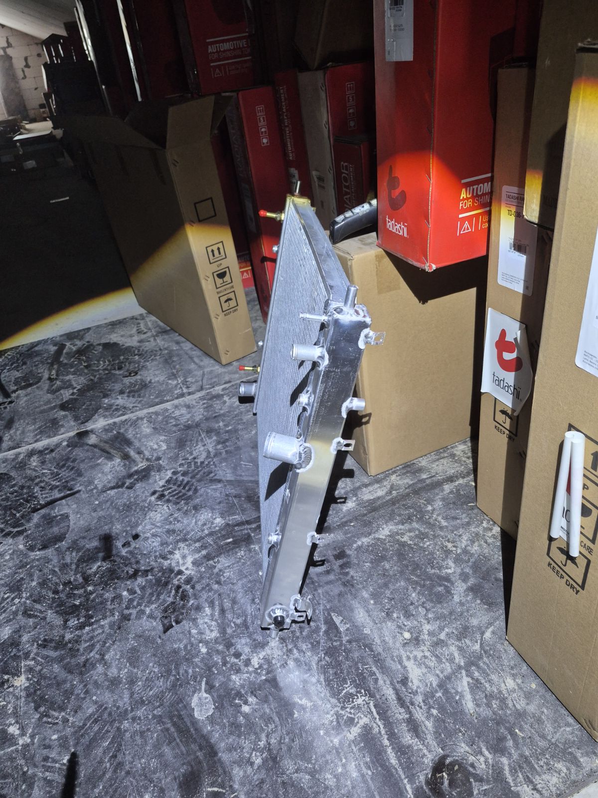 Радиатор ДВС TADASHI TD-036-8026, 10-26962-SX, 15932852, 15932855, 25789912, 25957496, 319093J, 319094J, 319205T, 606152, AT13055, CU13108, TD-036-13055-26, TD-036-7021 на Cadillac Cts LF1 Фото 4