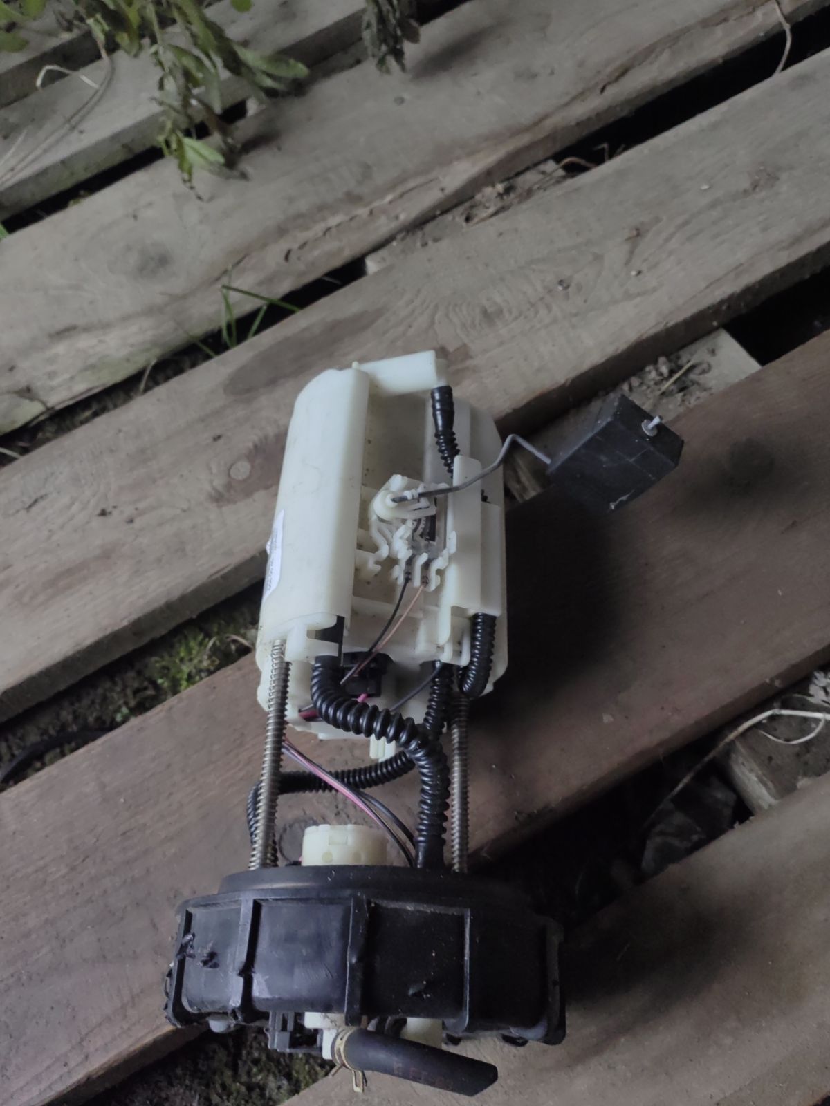 Бензонасос 17708-TF0-003 на Honda Fit GE6 L13A Фото 3