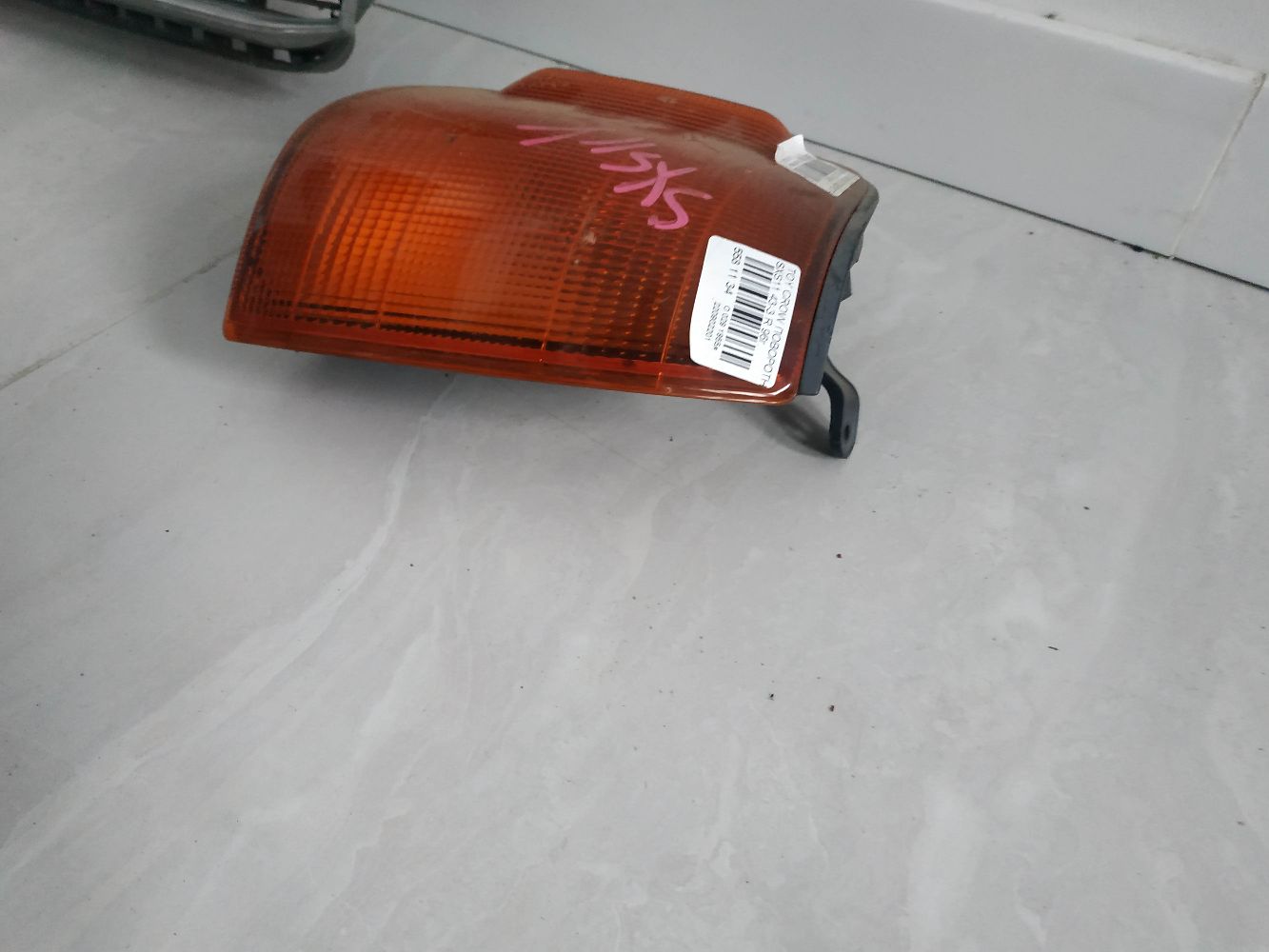 Поворотник к фаре 43-3 43-3 на Toyota Crown Comfort SXS11 Фото 5