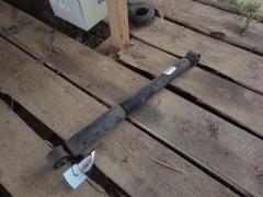 Амортизатор на Nissan Elgrand ALE50 Фото 2