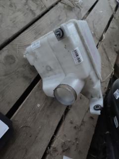 Влагоотделитель 17893-16130 на Toyota Carina AT211 7A-FE Фото 3