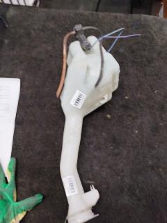 Бачок омывателя D35067481B на Mazda Demio DY3W Фото 4