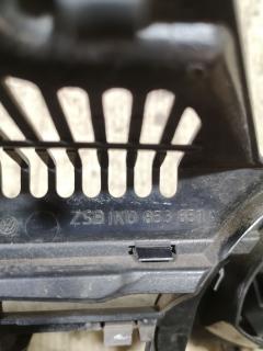 Решетка радиатора 1K0853651 на Volkswagen Golf 1KZ Фото 7