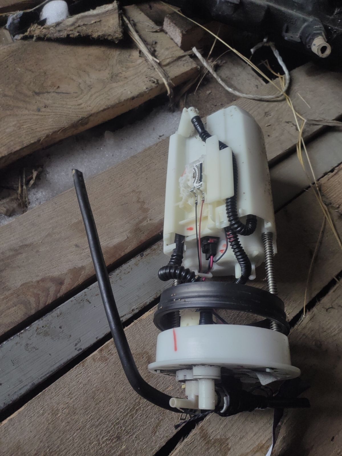 Бензонасос 17708-TF0-003 на Honda Fit GE6 L13A Фото 9