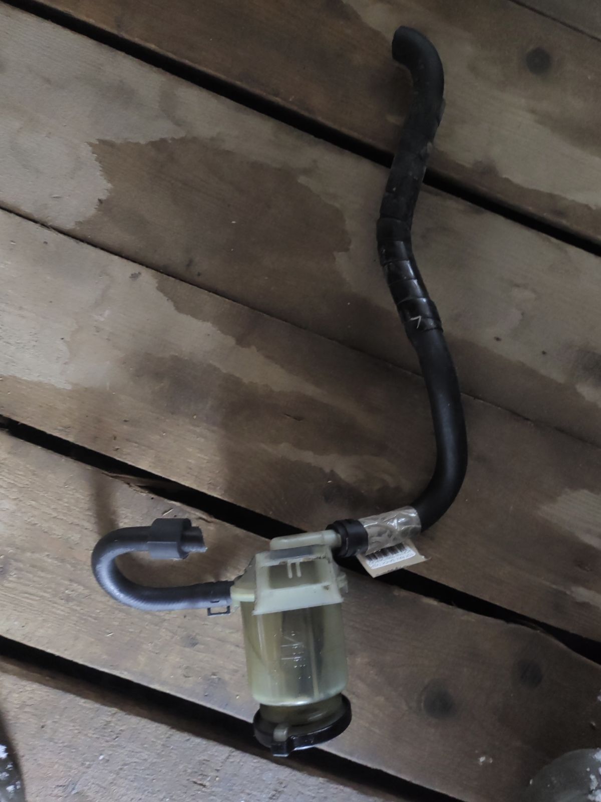 Бачок гидроусилителя 44360-42030 на Toyota Rav4 ACA21W Фото 6