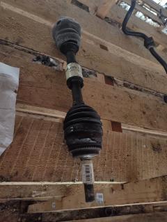 Привод на Toyota Avensis AZT255 1AZ-FSE Фото 3