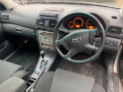 Бампер 05-54 на Toyota Avensis AZT255 Фото 17