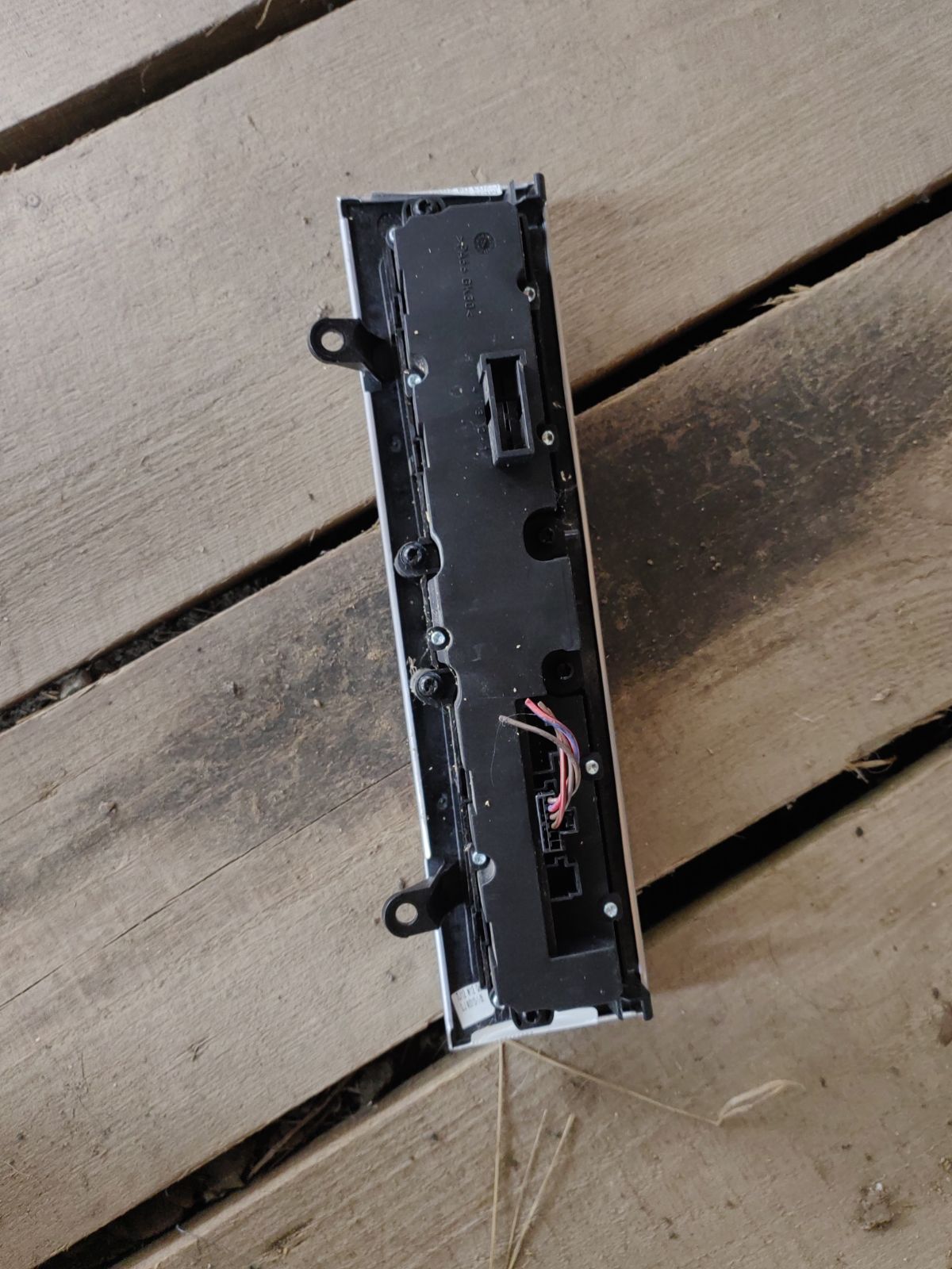 Кнопка аварийной остановки 2038700110 на Mercedes-Benz C-Class W203.046 Фото 4