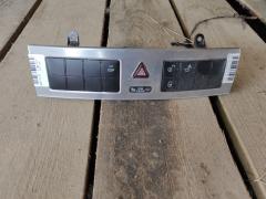 Кнопка аварийной остановки 2038700110 на Mercedes-Benz C-Class W203.046 Фото 3