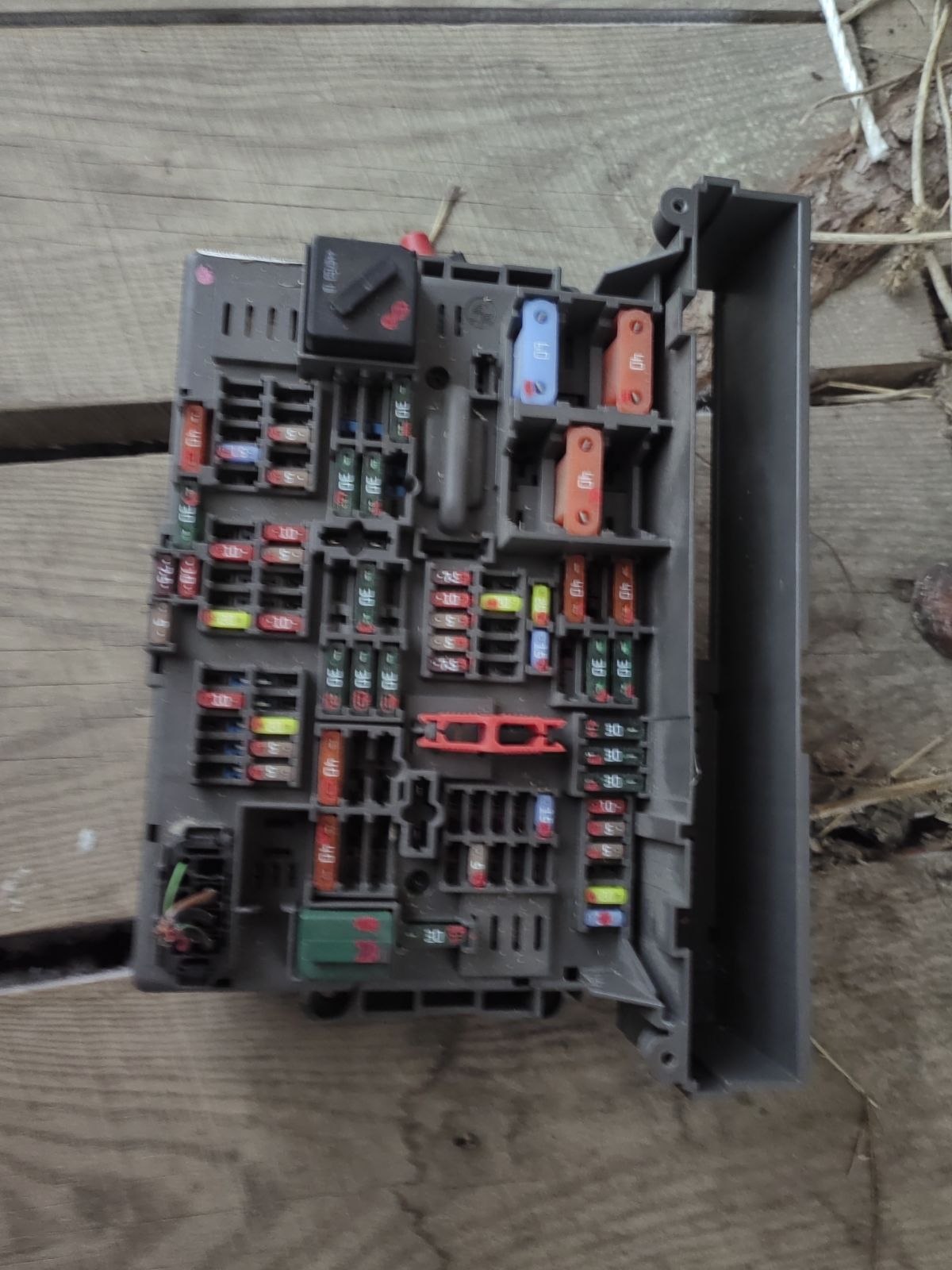 Блок предохранителей 9119447 на Bmw 3-Series E90 N52B25AE Фото 6