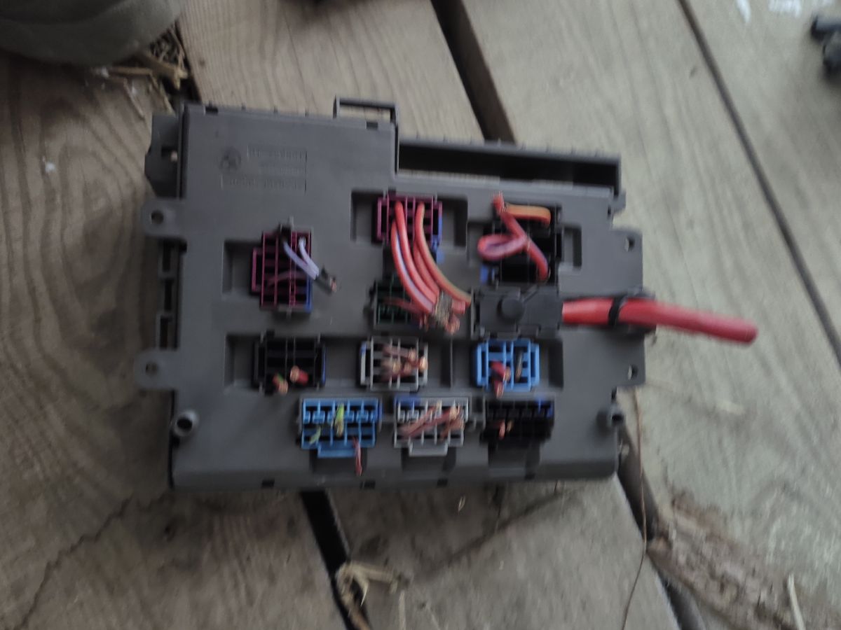 Блок предохранителей 9119447 на Bmw 3-Series E90 N52B25AE Фото 7