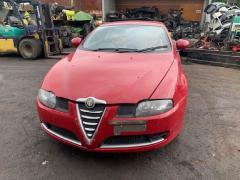 Блок предохранителей на Alfa Romeo Gt ZAR JTS Фото 9