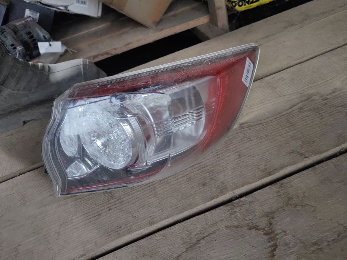 Стоп P8240 P8240 на Mazda Axela Sport BL5FW Фото 8