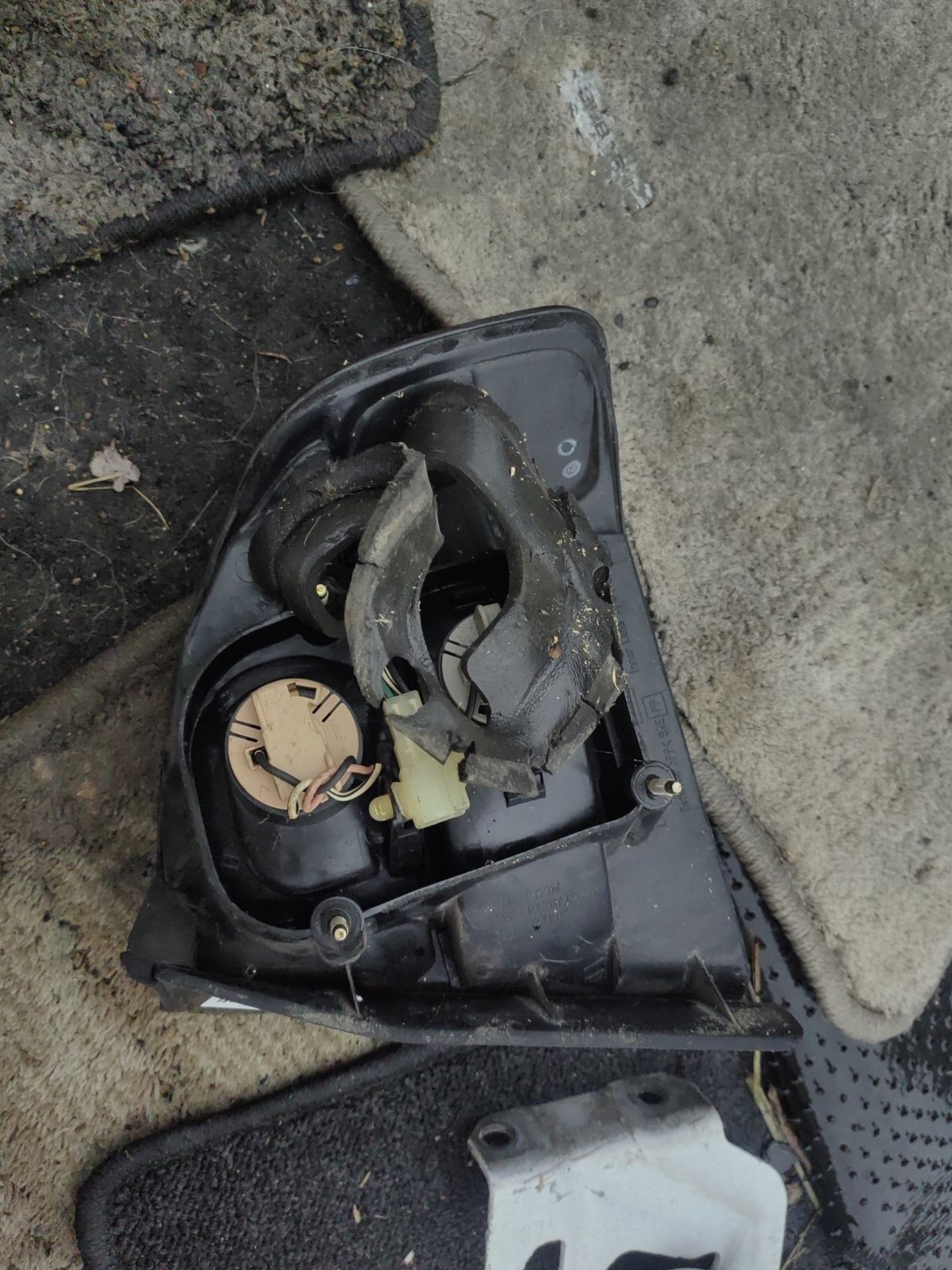 Стоп 2SD935709 2SD935709 на Subaru Legacy B4 BE5 Фото 6