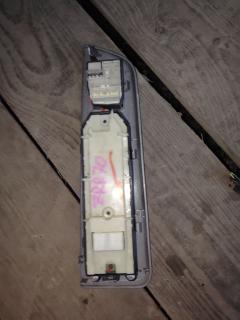 Блок упр-я стеклоподъемниками 84040-33080 на Toyota Noah ZRR70G Фото 4