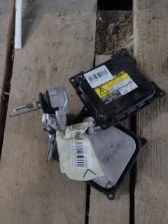 Блок розжига ксенона 85967-33040 на Toyota Vitz KSP90 Фото 4