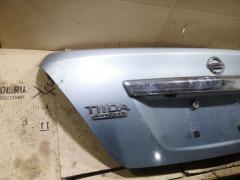 Крышка багажника на Nissan Tiida C11 Фото 4