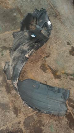 Подкрылок 53875-53010 на Toyota Altezza GXE10 1G-FE Фото 4