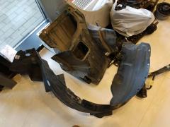 Подкрылок 53875-53010 на Toyota Altezza GXE10 1G-FE Фото 6