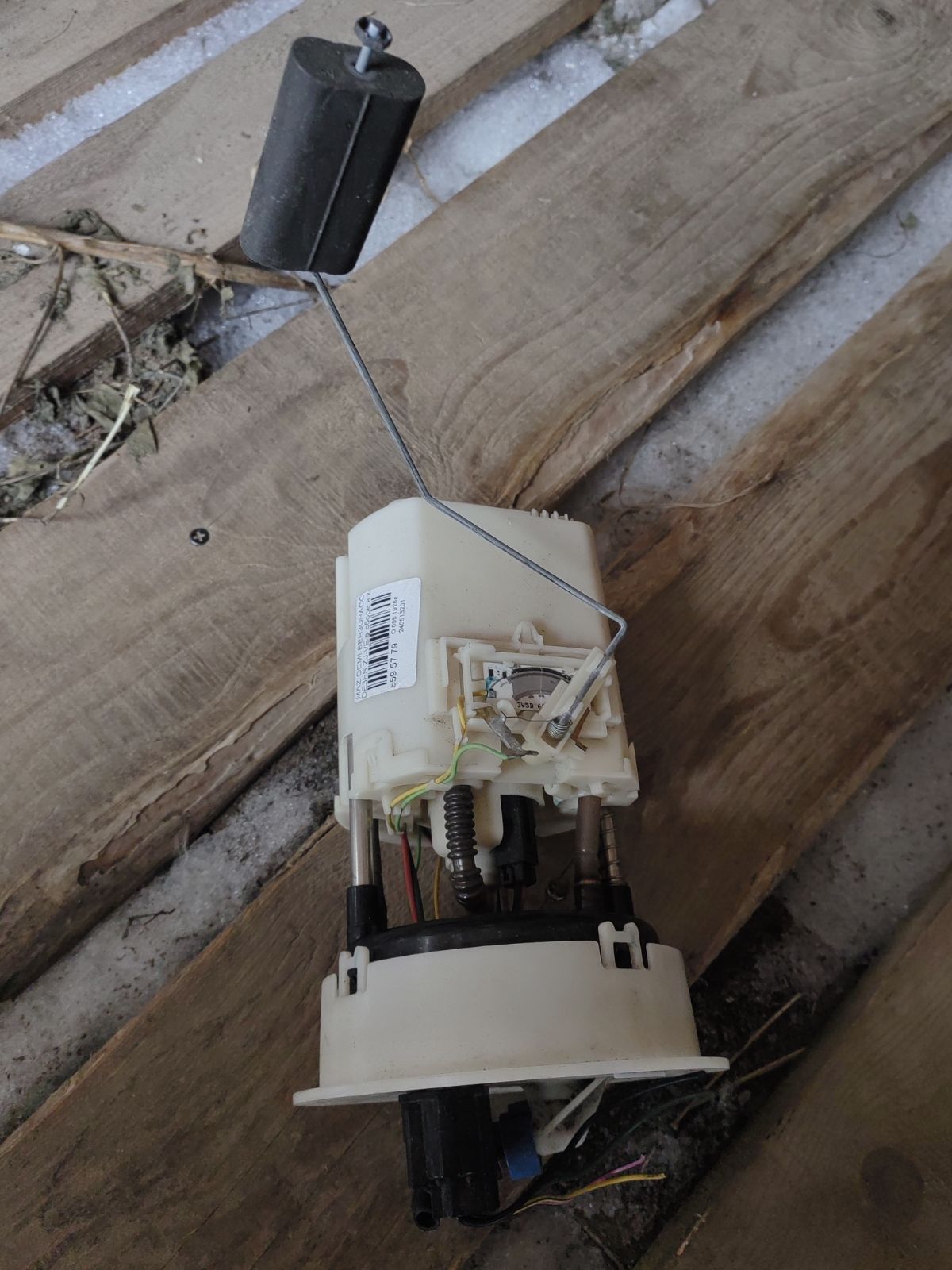 Бензонасос на Mazda Demio DE3FS ZJ-VE Фото 4