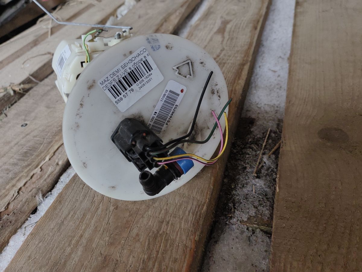 Бензонасос на Mazda Demio DE3FS ZJ-VE Фото 5