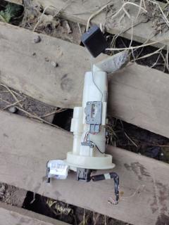 Бензонасос 15100-82K01 на Suzuki Mr Wagon MF33S R06A Фото 5